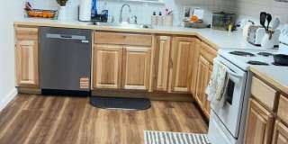 Central CDA rancher 2 bed 1 bath with 2 car detached shop Gallery 9