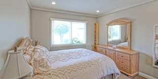 FULLY FURNISHED, CHARMING & AIRY, 4BR2BA MONTEMALAGA HILLTOP HOME W/ “QUEENS NECKLACE” VIEWS, 2-CAR GARAGE & BEAUTIFULLY LANDSCAPED, SERENE YARD CLOSE TO PARKS, SCHOOLS & SHOPPING! Gallery 26
