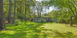 NEWLY UPDATED Mid-Century Mod home with 2 beds, 2 baths. Gallery 16