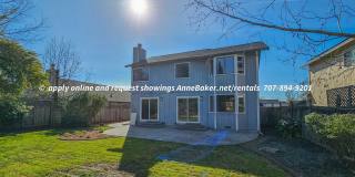 Recently Updated - Newer Appliances, Flooring, Fixtures - 3-Car Garage - Windsor Gallery 18