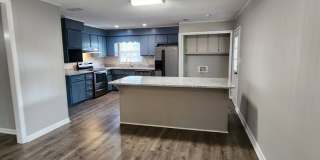 Spacious Brick Home with Modern Upgrades & Huge Fenced Yard in Valdosta! Gallery 9