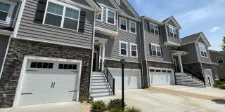 Wren | 3 Bed 2.5 Bath | Garage | 1729 sf | $2831 - $3114 | 8, 9, 10, 12, 14, and 15 month lease terms Gallery 79