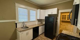 Super cute and close to Querbes Park.... Super cute and close to Querbes Park.... Gallery 4