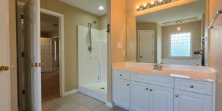 Orange Beach 3/2 with garage in Lauder Place Gallery 27