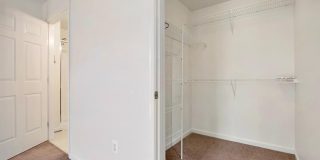 502 BRADLEY CT #5D Gallery 33