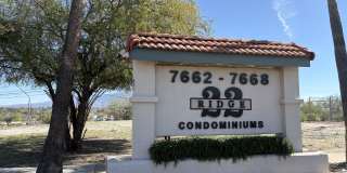 East side condo with community pool/spa/assigned covered parking place Gallery 1