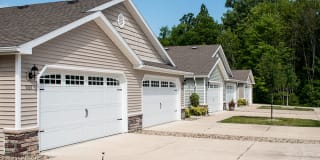 Redwood Grand Blanc Gallery 1