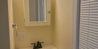 Charming 3BR House in Wilmington Gallery 10