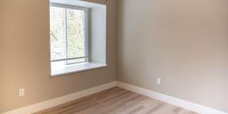 Sierra Oaks – North Gallery 38