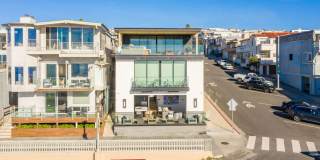 2200 The Strand Gallery 43