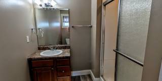 Southside Flats 3 bedroom! Central AC! Washer and Dryer Included! Available 8/21 Gallery 6