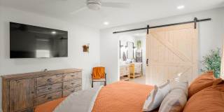 1027 W PERALTA Avenue Gallery 38