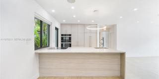 555 NE 52nd Ter Gallery 3