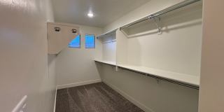 SPACIOUS HOME FOR RENT! Gallery 31
