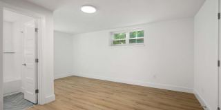 880 Saint Charles AVE NE 10 Gallery 13