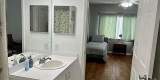 ***VERY REASONABLE RATE***FULLY FURNISHED  ***LOVELY FURNISHED 2 BED/2 BATH***GROUND FLOOR**SEASONAL*** Gallery 10