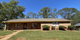 129 Tanglewood Drive Gallery 1