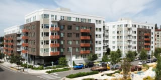 Avalon Esterra Park Gallery 42