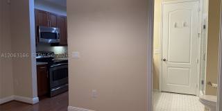 1333 SW 4th Ct Gallery 6