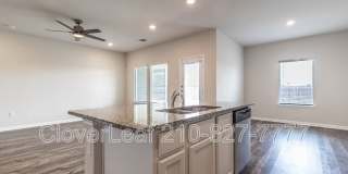 2126 Silver Maple Gallery 22