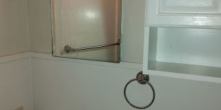 Cute duplex on large plot of land close to downtown Gallery 4