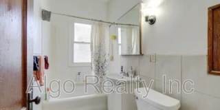 2646 Dupont Avenue North - 2 Gallery 8