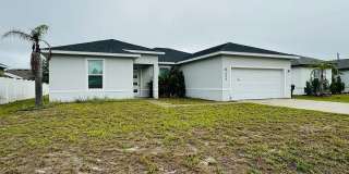 Beautiful New 3-Bedroom Home with Spacious Layout  2-Car Garage in Poinciana Villages Gallery 1