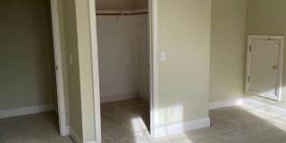 Luxury Living in The Knolls Gallery 23