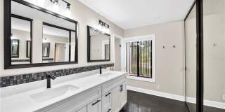 9 Madrona Gallery 3
