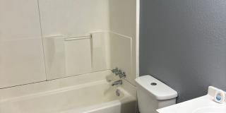 3 bedroom and 1 bathroom house- $1000 move-in special Gallery 11