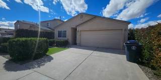 NW 3 bedroom 2 bath home. Gallery 1