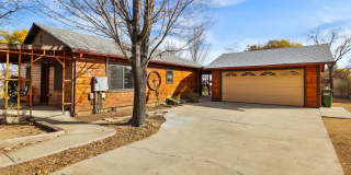 857 Dougherty Street Gallery 27