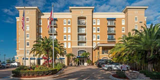 1064 N TAMIAMI TRAIL 1064 N TAMIAMI TRAIL Gallery 1