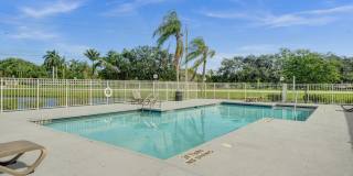 Fully Renovated Corner 2/1 Unit Gallery 50