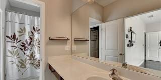 11653 Parkside Avenue Gallery 33