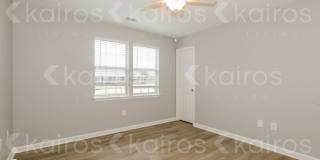 415 Deerpark Drive Gallery 7