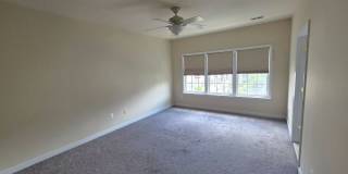 3Bedroom/2full+2Half Baths - Garage Townhouse in King Farm! Gallery 13