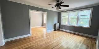 5935 N Paulina 5935 N Paulina Gallery 1