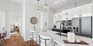 Josephine Gallery 60