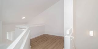 Vista Del Lago Gallery 15