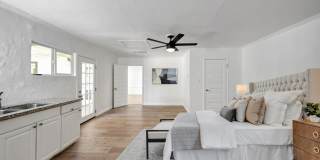 224 W Glenrosa Avenue Gallery 14