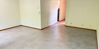 1611 Adkins St. Gallery 9