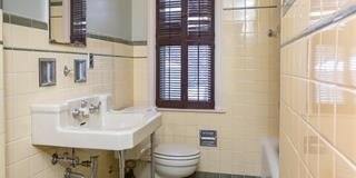 19451 ARGYLE Crescent Gallery 24