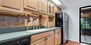 1369 Riverside Circle Gallery 42