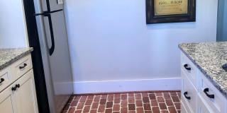 65 Vanderhorst Street Gallery 18