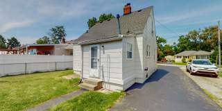 Newly Renovated 2 Bed/1 Bath Home in Camp Taylor Gallery 23