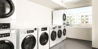 Juniper Square - 55+ Active Adult Apartment Homes Gallery 24
