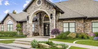 Maison's Landing Gallery 13