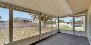 UPDATED 2-BEDROOM HOME IN SUN CITY CENTER 55+ COMMUNITY** Gallery 24