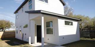 Modern Farmhouse East Austin Modern Farmhouse East Austin Gallery 1